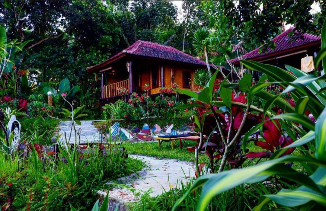 Sky Garden Lombok Tetebatu Exterior foto